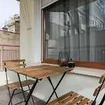 Appartement Center Artistic Nest *