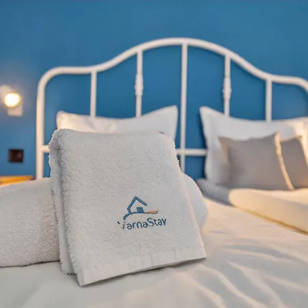 Апартамент Center Artistic Nest *