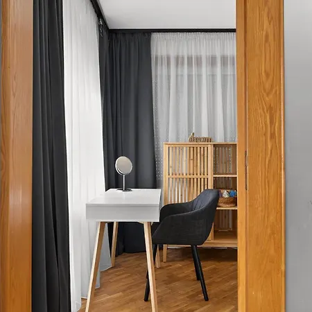 Center Artistic Nest Apartamento