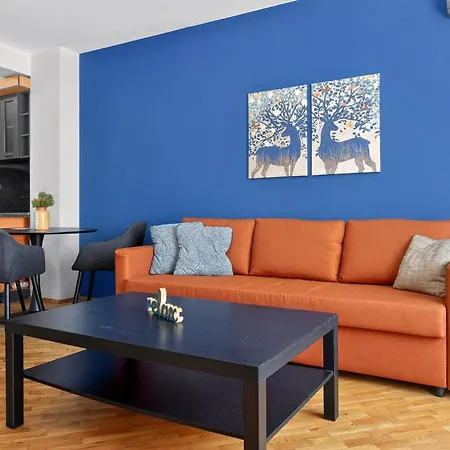 Artistic Nest In The Heart Of *