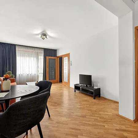 Apartment Center Artistic Nest Varna
