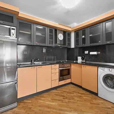 Center Artistic Nest * Varna