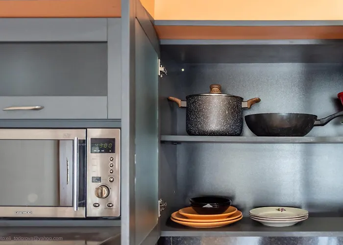 شقة Burov - Artistic In The Heart Of Suitable For Up To 4 Guests *