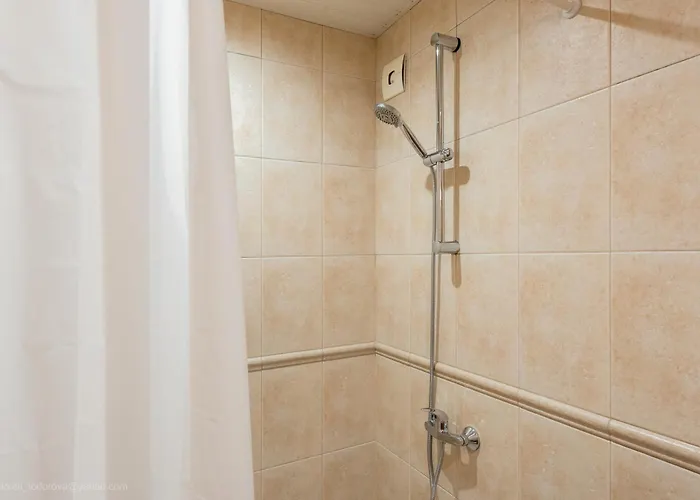 شقة Burov - Artistic In The Heart Of Suitable For Up To 4 Guests *