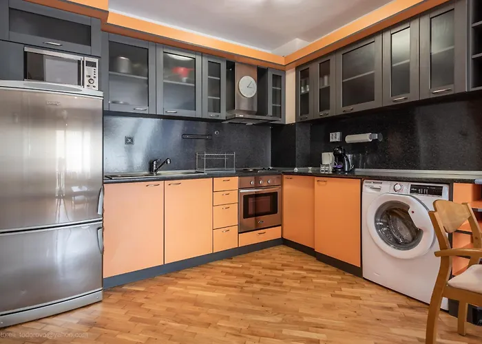 شقة Burov - Artistic In The Heart Of Suitable For Up To 4 Guests فارنا